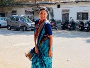 क्रू मेंबर रोशनी सोनघरे हिचे एअर होस्टेस व्हायचे स्वप्न अधुरे राहिले